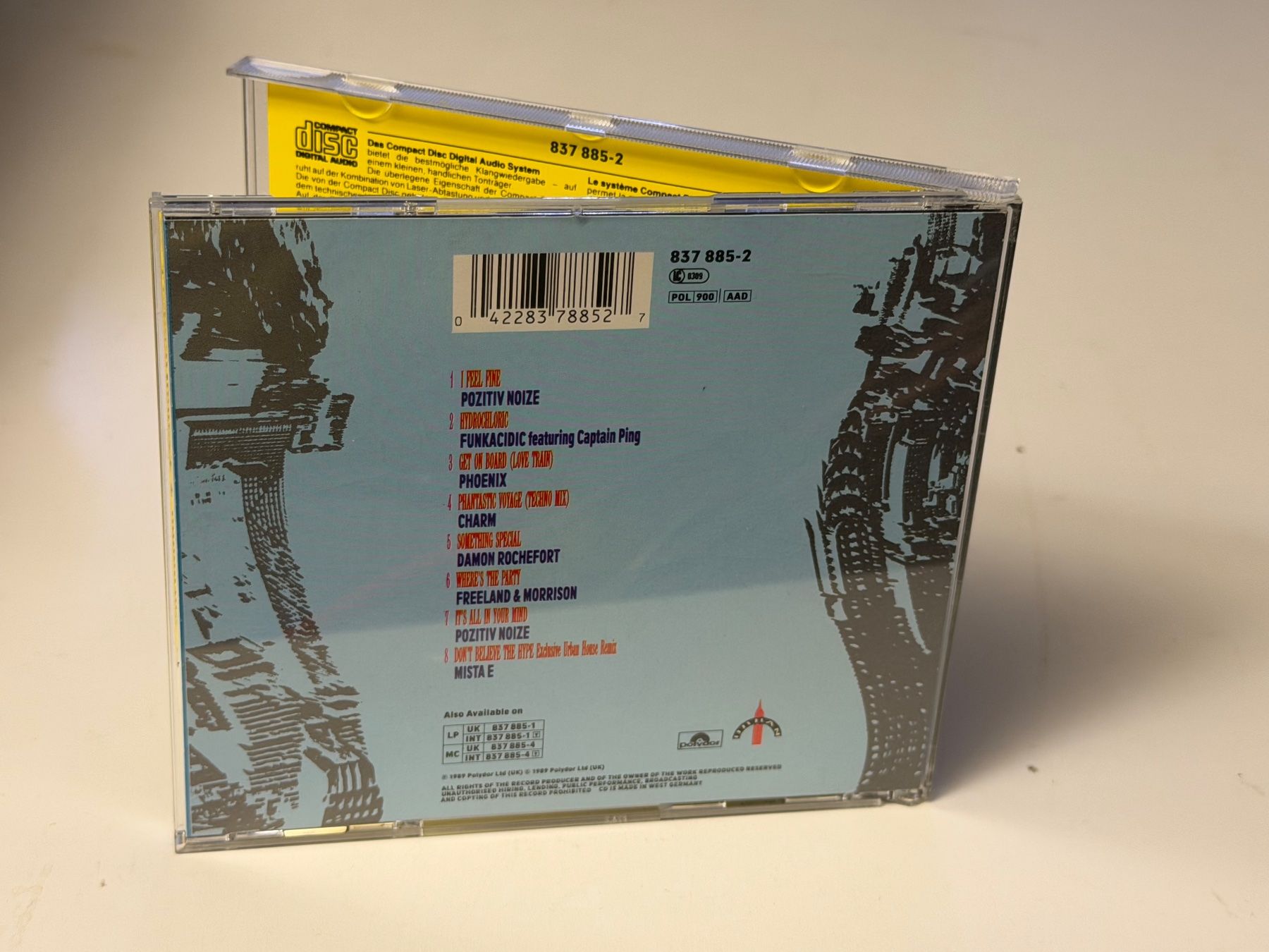 CD: Urban House - HB21D – Usato da Küsnacht ZH venduto da Jazztilldawn 1