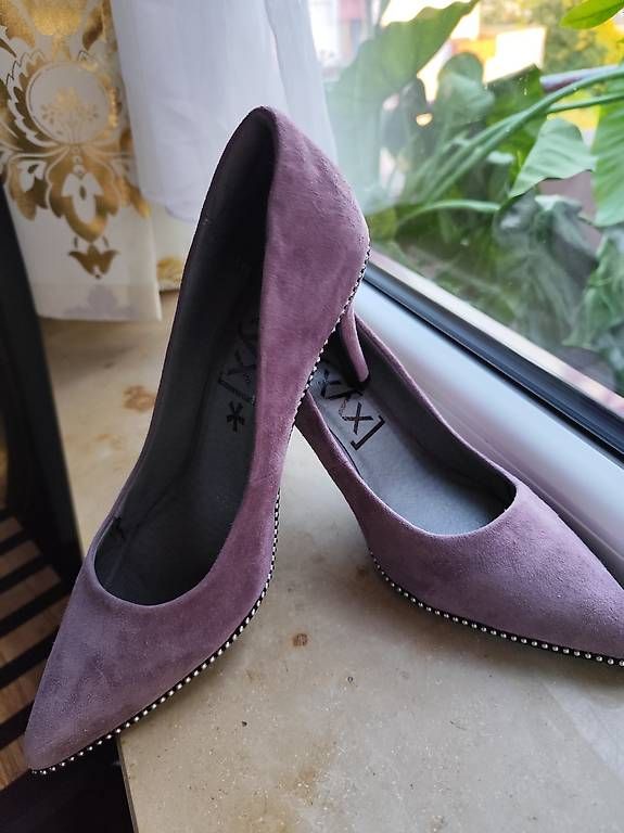 Scarpe da donna: Absatz Schuhe aus Wildleder – Usato da Breitenbach venduto da Beatrice_20nov 3