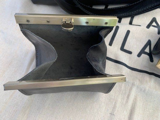 Borse da donna: Ledertasche - Handgefertigt - LilaLila – Nuovo (secondo la descrizione) da Kirchberg BE venduto da Rege 9