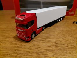Herpa Scania CS rot/weiss mit Kühlauflieger 1:87
