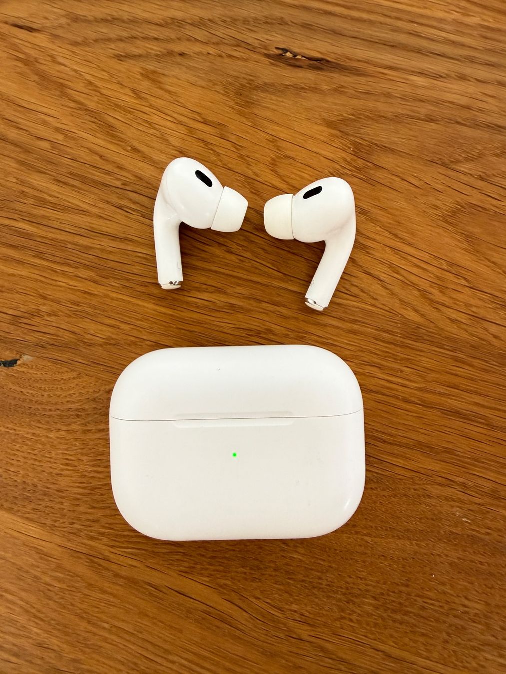 Apple Cuffie: APPLE AirPods Pro 2 – Usato da Lausanne venduto da Nine1982 3