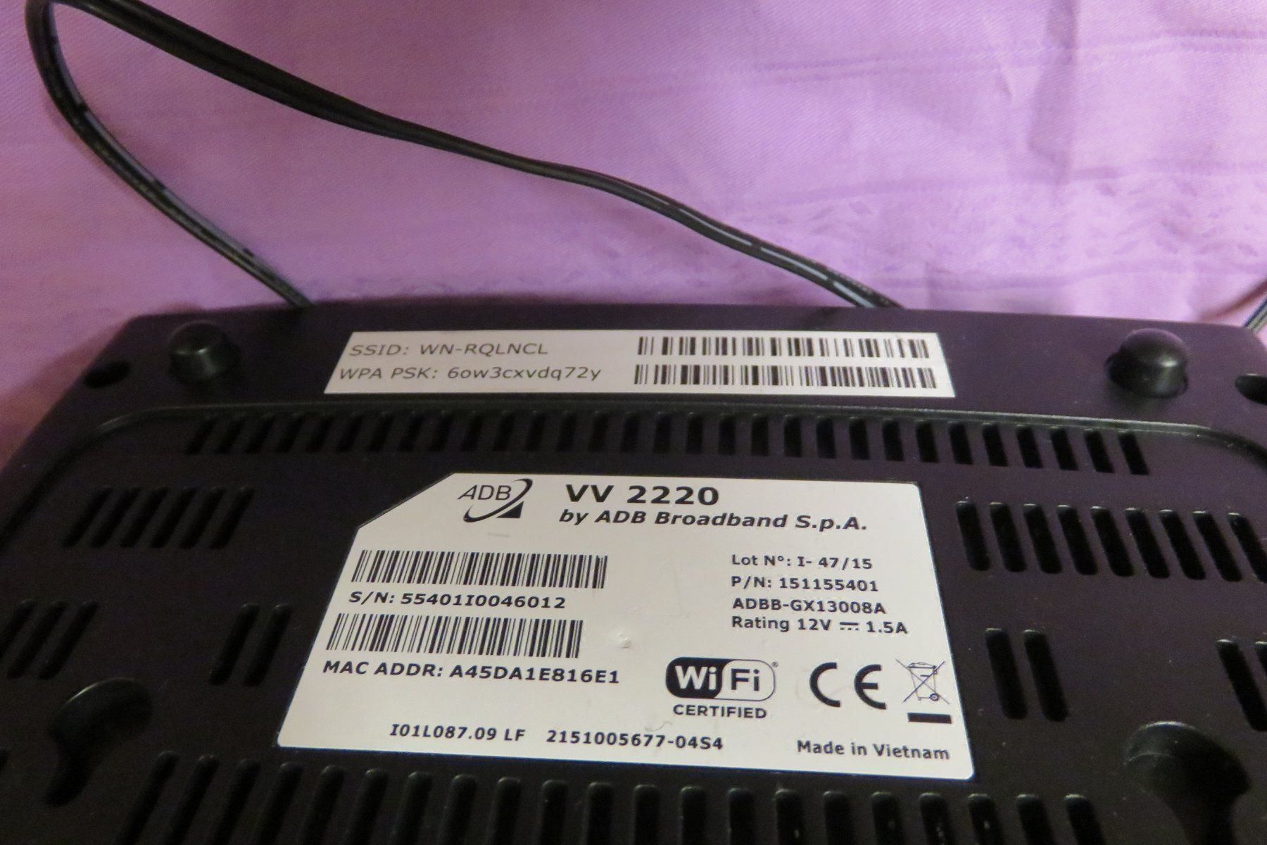 Modems & Router: Router ADB VV2220 mit Netzteil – Gebraucht aus Worben von MaKo3252 4