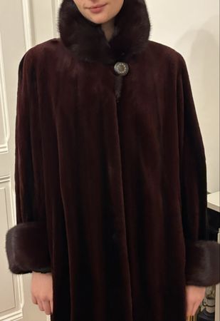 Magnifique manteau de fourrure Benjamin Genève, taille M