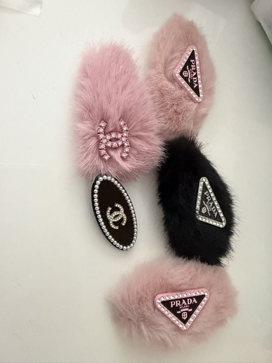 Chanel Accessori per capelli: Haarclips Chanel – Nuovo (secondo la descrizione) da Allschwil venduto da Figidindia