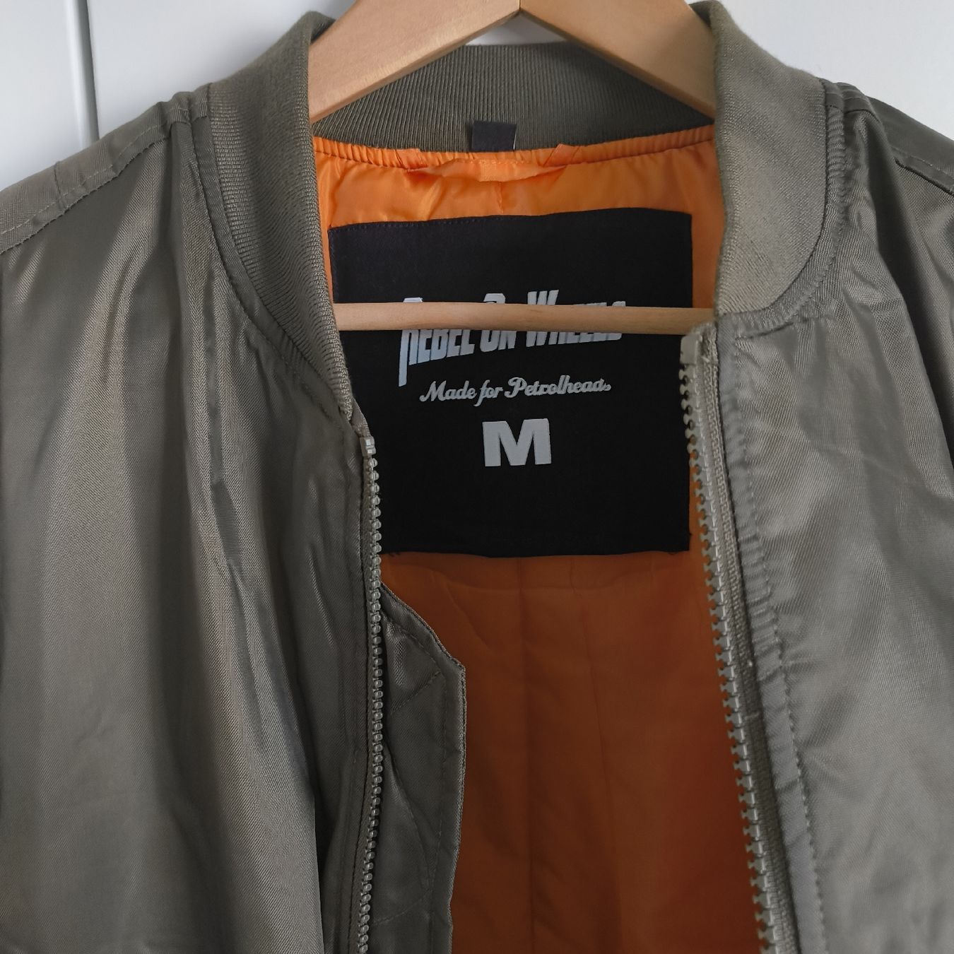 Giacche: Bomber Jacke, Grösse M – Nuovo e nell'imballaggio originale da Uitikon Waldegg venduto da PJLS1 3