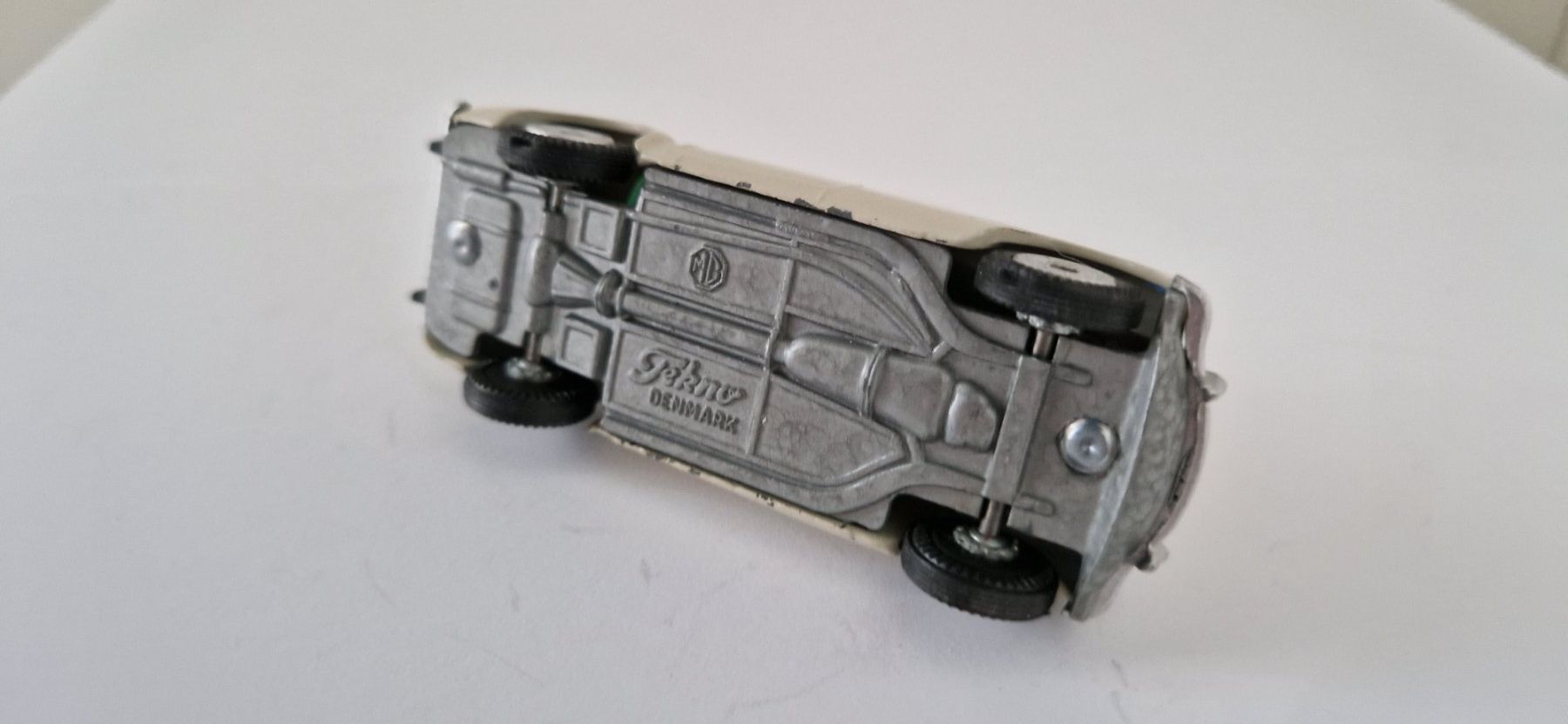 Tekno Modellini d'auto: MG A, Tekno Denmark, 1 43 – Usato da Uster venduto da Reteps 9