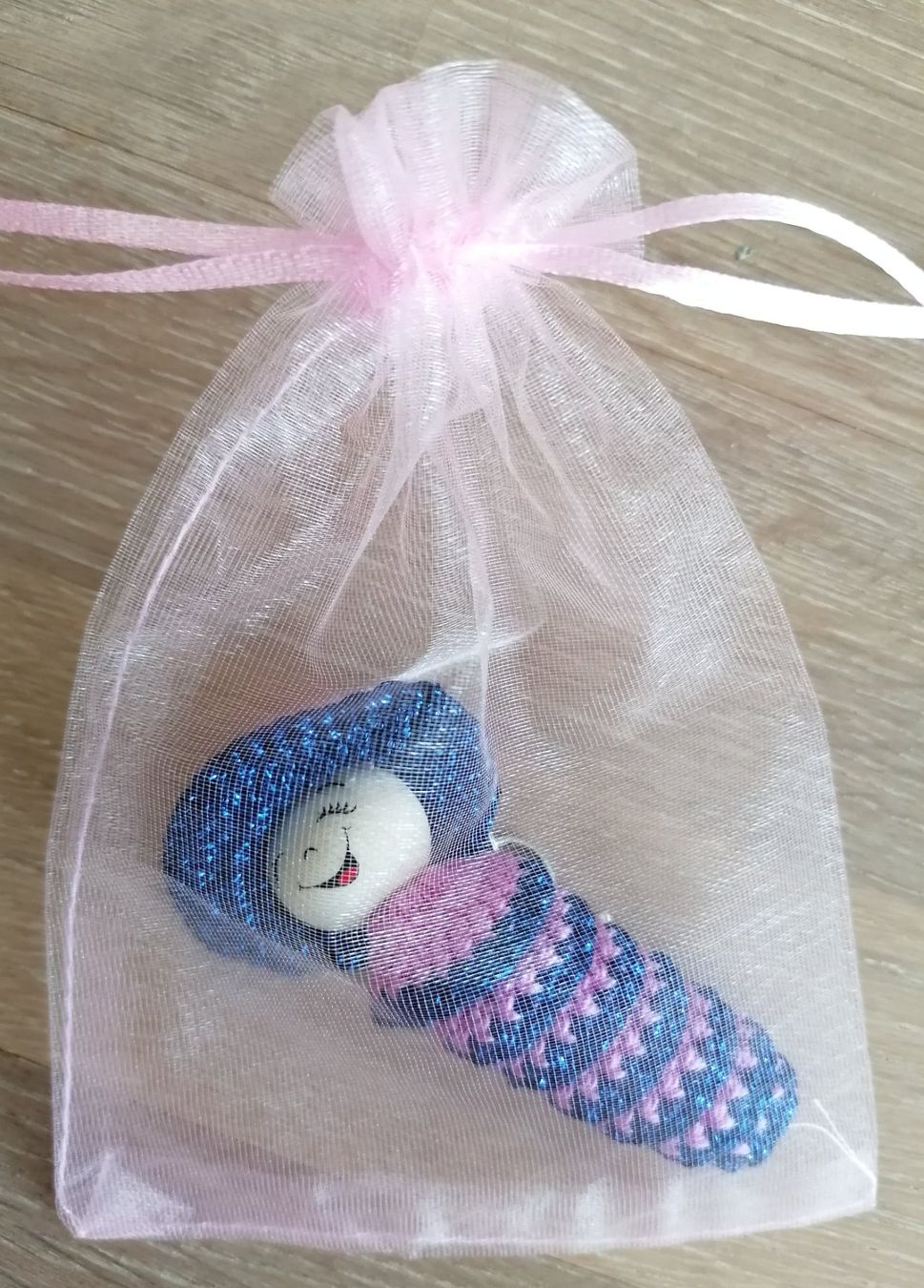 Tutte le decorazioni: Handgemacht Glückswürmchen 3 Stück Rosa – Nuovo e nell'imballaggio originale da Rümlang venduto da TRICE67 4