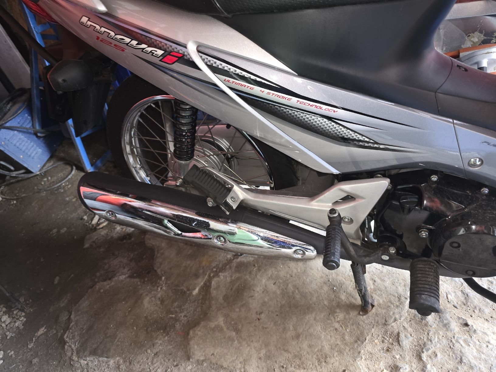 Honda Scooter: HONDA INNOVA ANF 125 – Usato da Burglauenen venduto da Flugzeugmechaniker 6