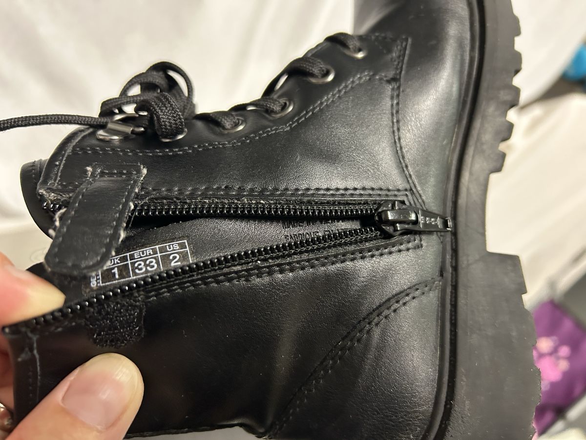 Schuhe für Mädchen: Geox Stiefel Mädchen Grösse 33 – Gebraucht aus Gerlikon von sruesch 4
