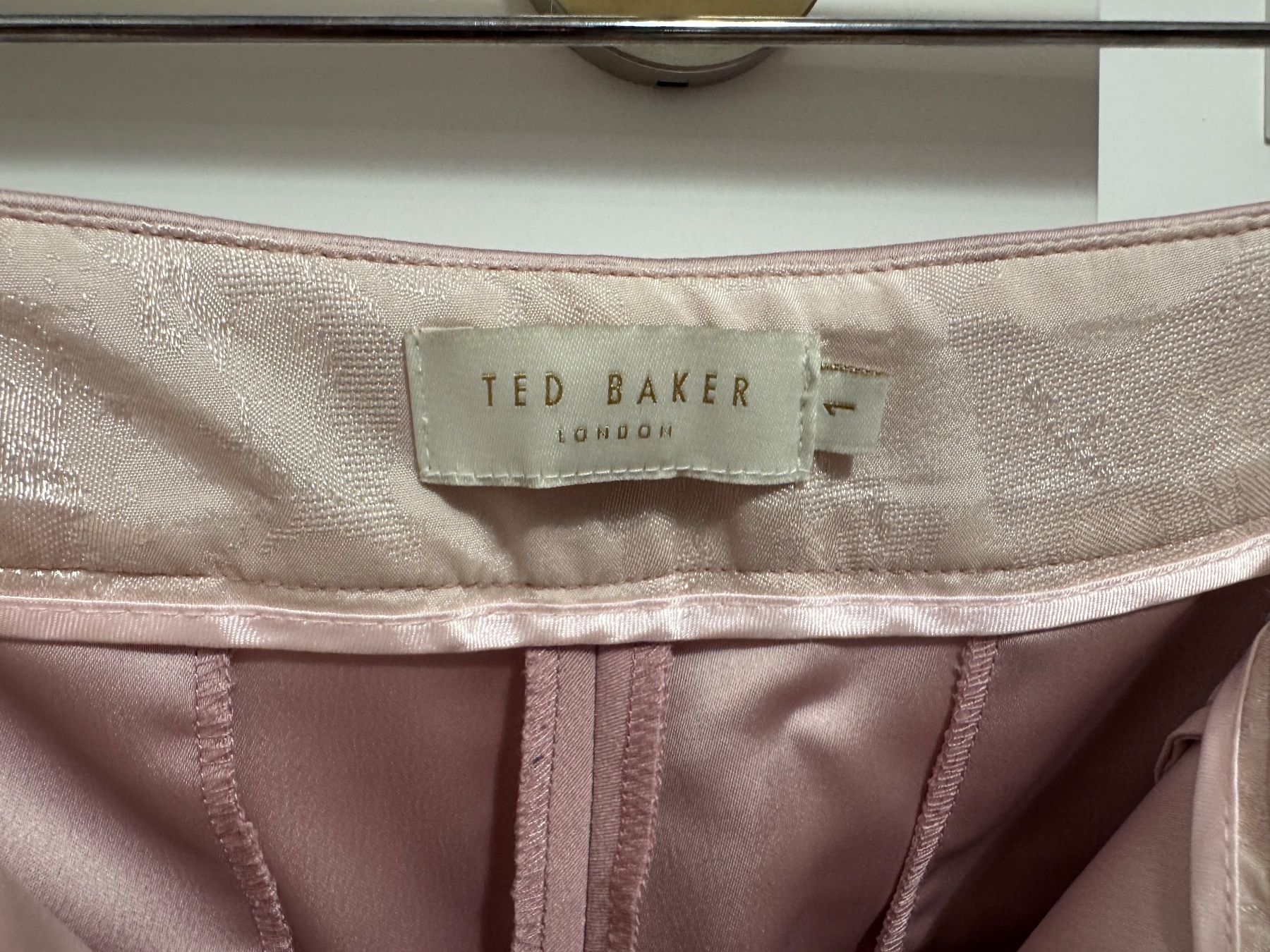 Ted Baker Pantaloni: Ted Baker Sommerhose, kaum getragen – Nuovo (secondo la descrizione) da Neuhaus SG venduto da Toppenau 2