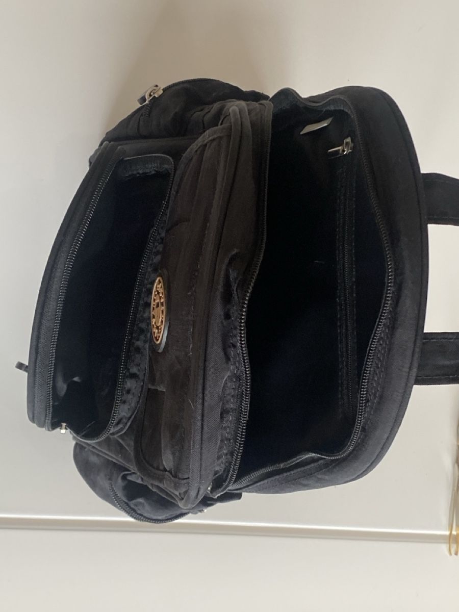 Rucksäcke: Schwarzer Fantasy Rucksack mit vielen Fächern – Gebraucht aus Läufelfingen von Alles_Garantie 4