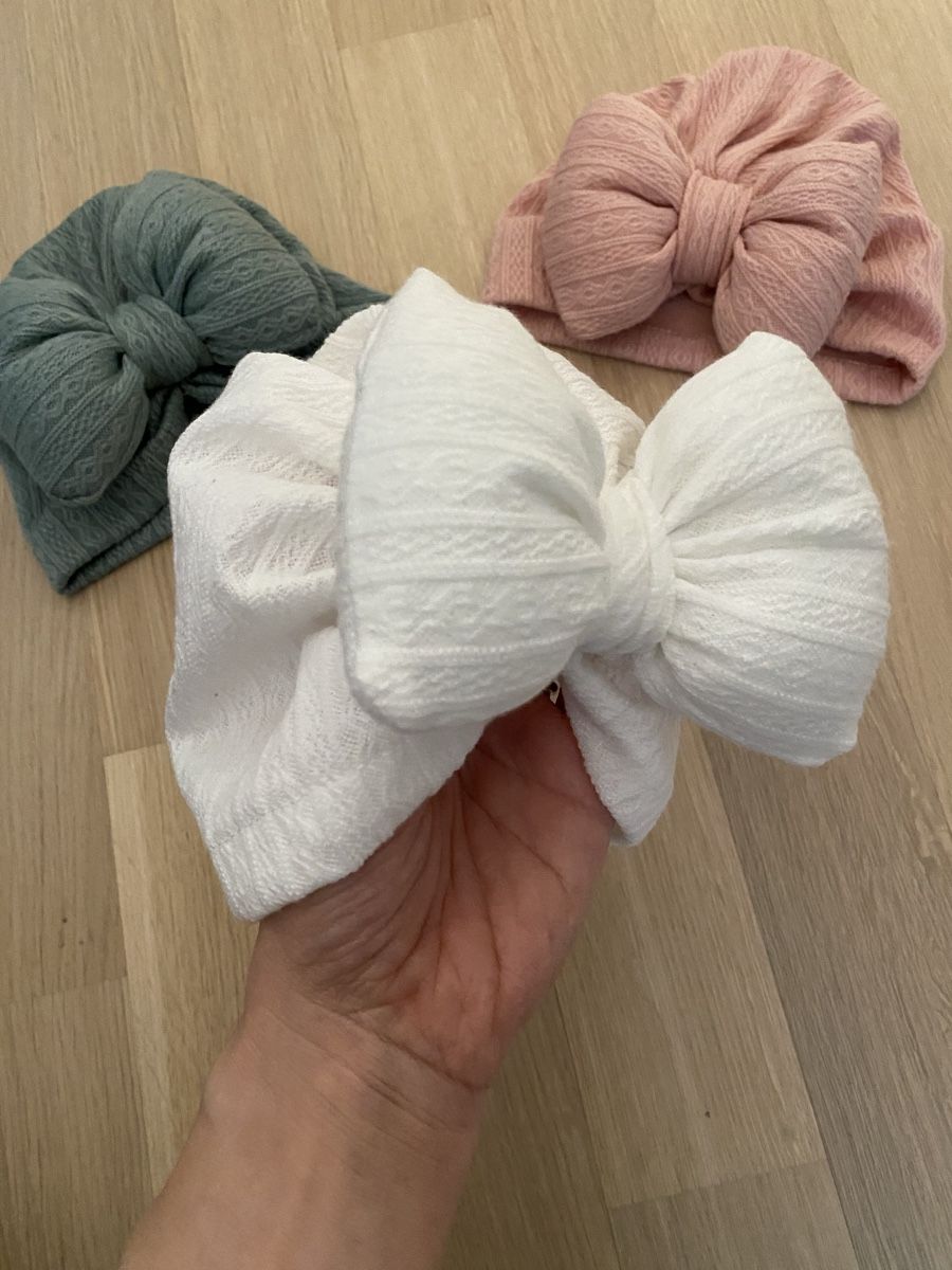Accessori per capelli: Bonnets pour bébé fille – Usato da Schaffhausen venduto da lauralala123 1