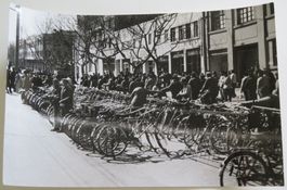 Erh. Hürsch 1 Foto um 1975, China: Fahrräder…