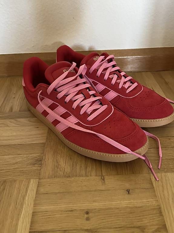 Chaussures hommes: Adidas Sneaker Gr 41 1/3 – D'occasion à Dornach par len_7ttw