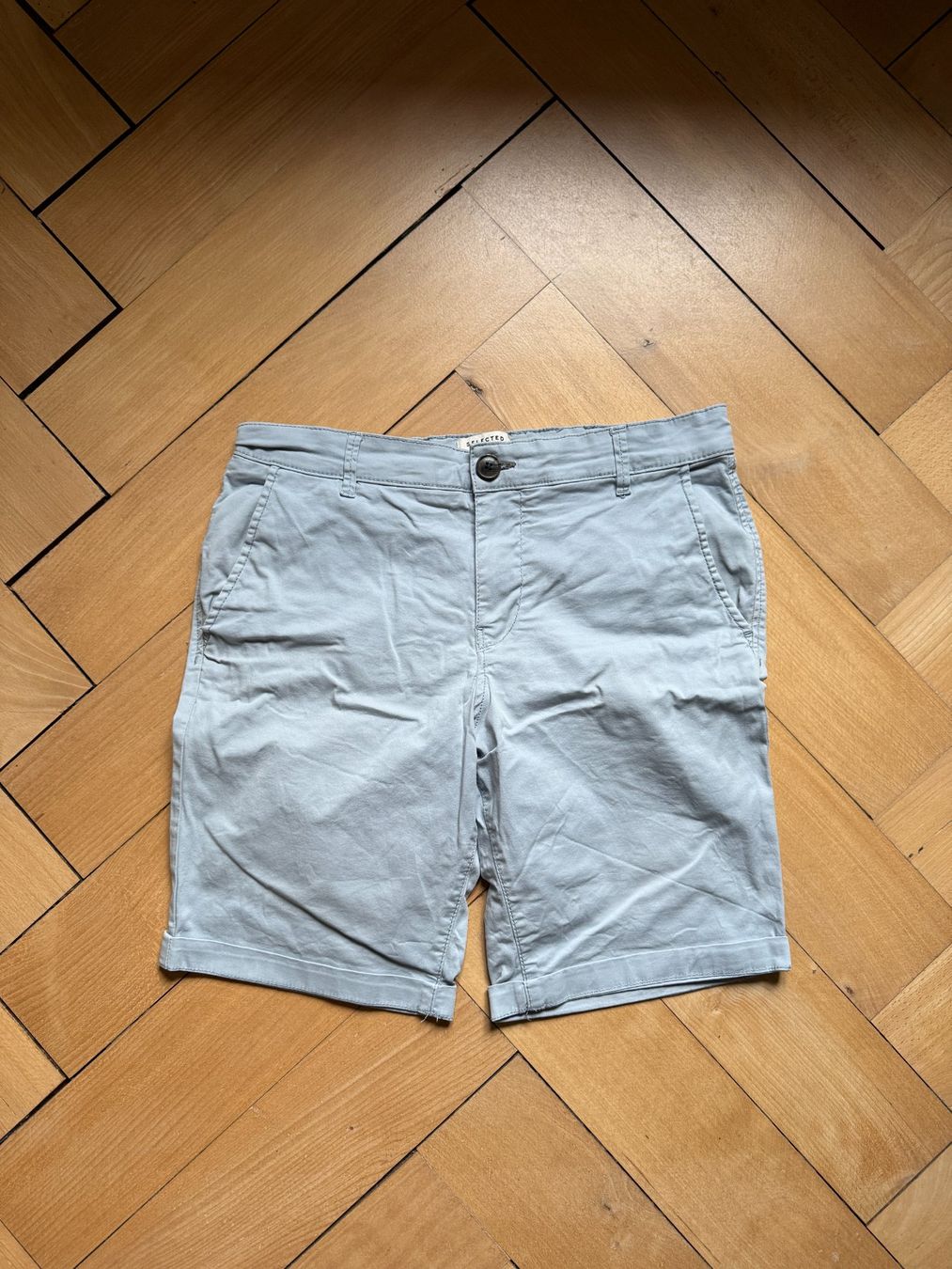 Selected Pantaloni: SELECTED HOMME - Shorts hellblau M – Usato da Zürich venduto da Diazaio