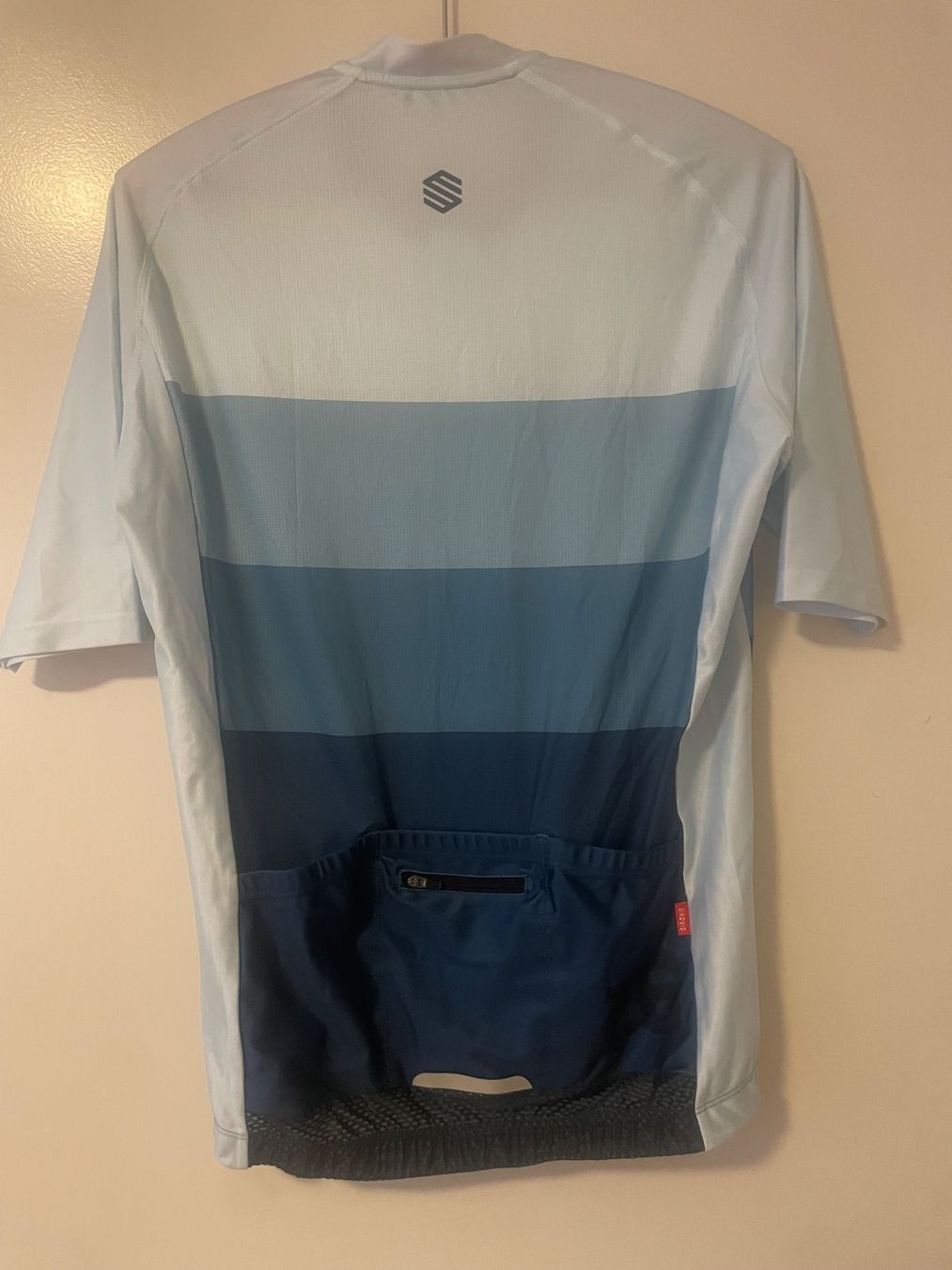 Maillots de corps & Pantalons: Fahrradtrikot Siroko – D'occasion à Wettingen par Sloettler 1