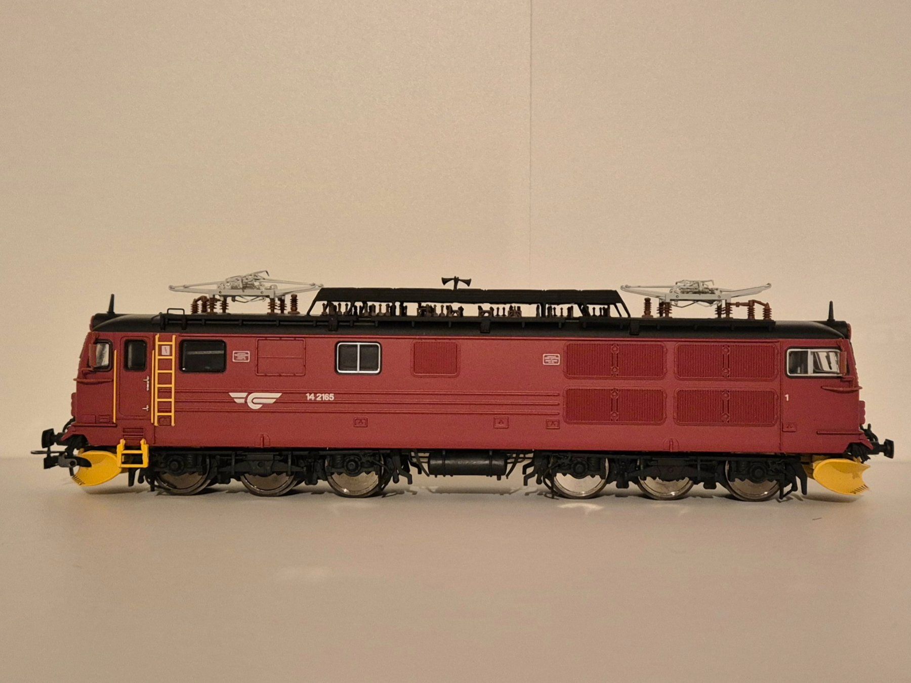 Modelleisenbahnen: NMJ NSB El 14 DCC Sound – Neu und originalverpackt aus Wittenwil von ced_q8j7 1