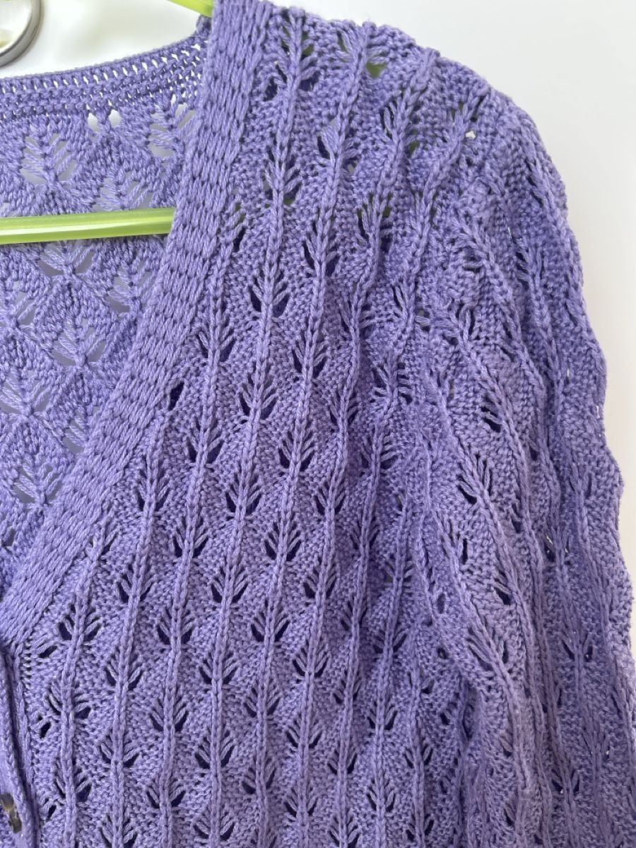 Giacche: Feine Strickjacke in Lila, Grösse S/M – Usato da Birmenstorf AG venduto da Reninata 2