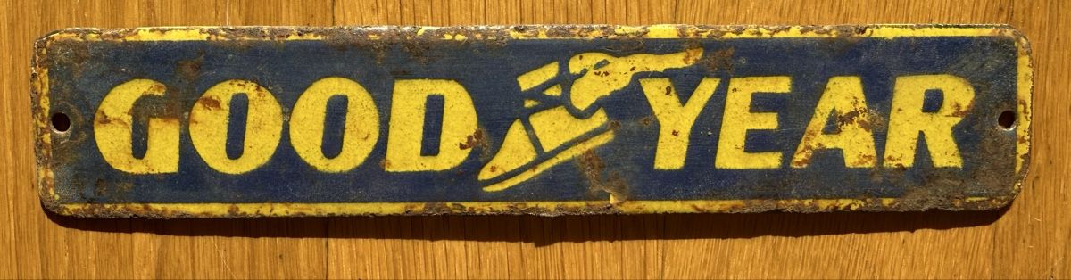 Goodyear Schilder: Goodyear Emailschild / Emaille Schild – Gebraucht aus Ostermundigen von airline-trolley