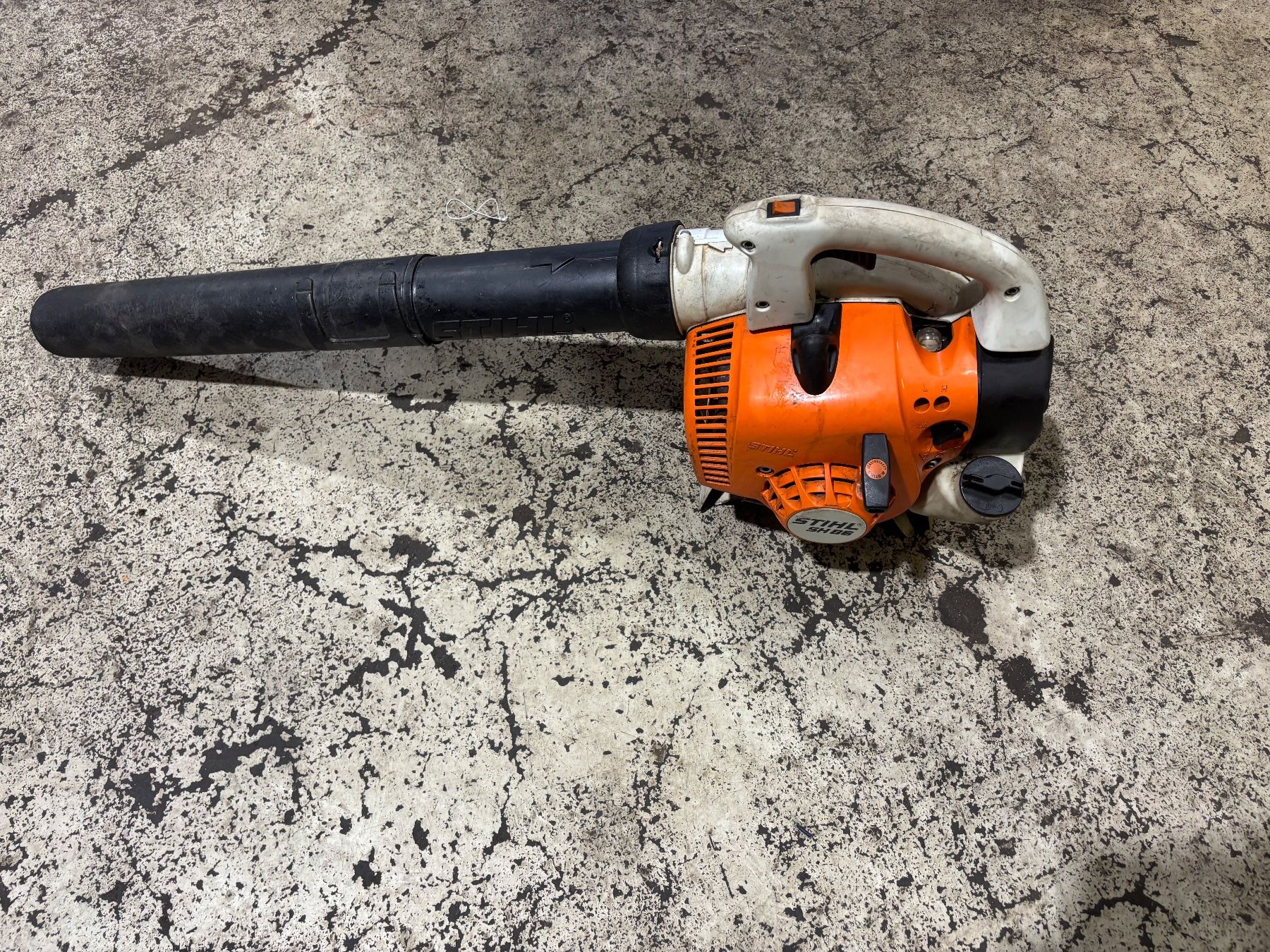 Stihl Soffiatori & Aspiratori per foglie: STIHL Laubgebläse SH86 – Usato da Grono venduto da Alpina6537 2