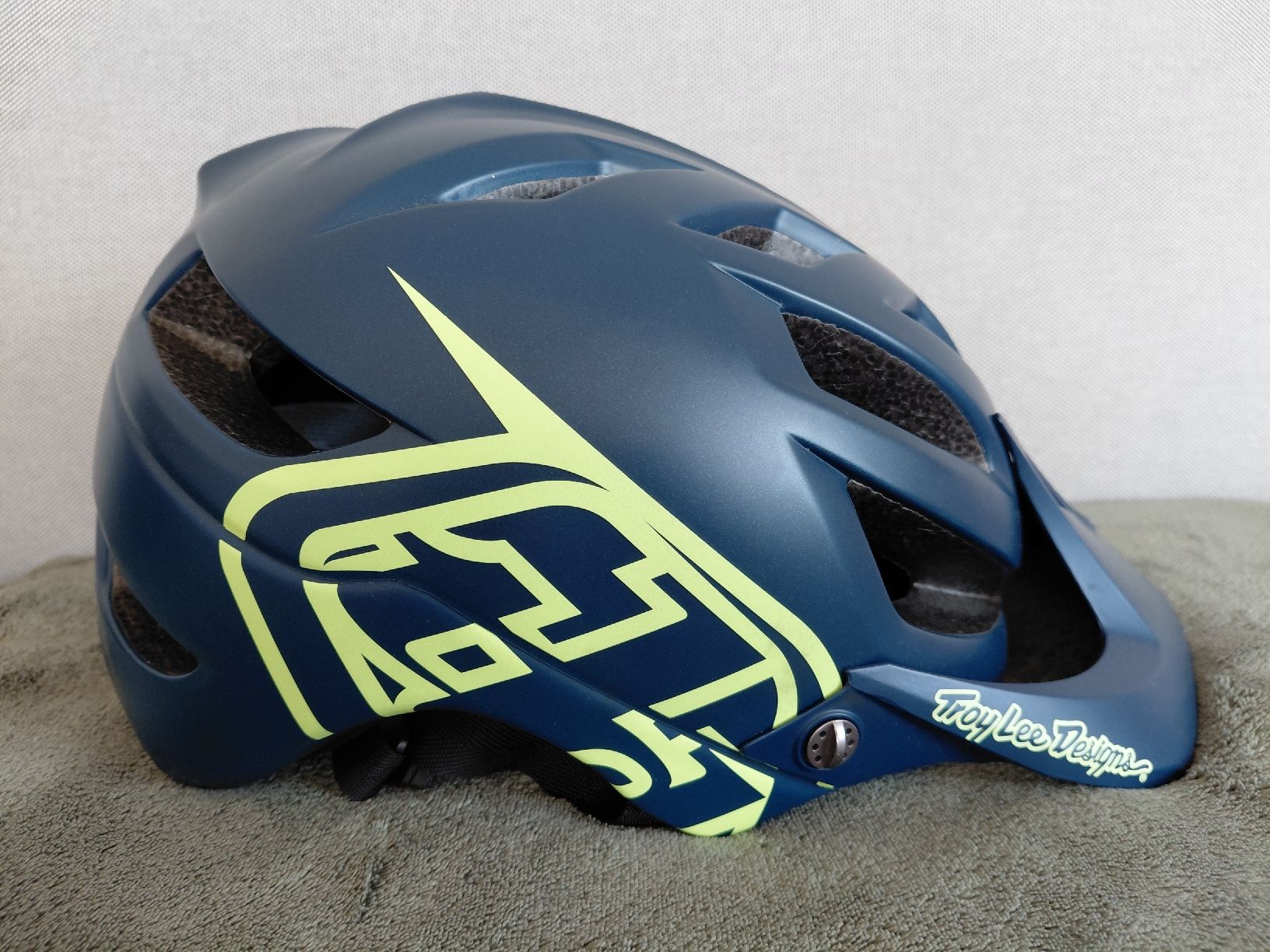 Troy Lee Caschi: MTB Fahrradhelm 54- 56cm – Usato da Windisch venduto da stiiine