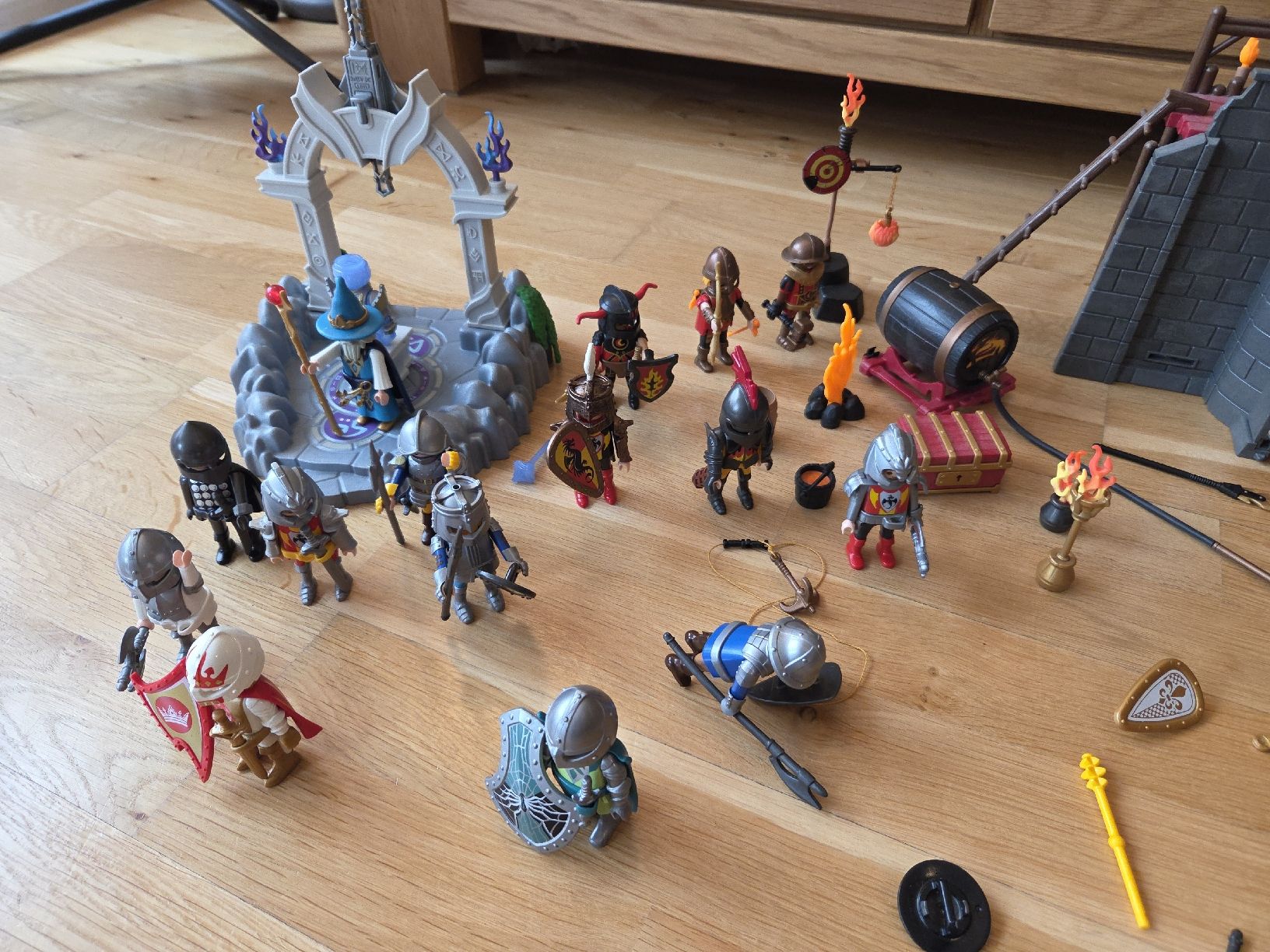 Playmobil Giocattoli: Playmobil chevalier et dragon – Usato da Plan-les-Ouates venduto da lartisan-aviateur 3