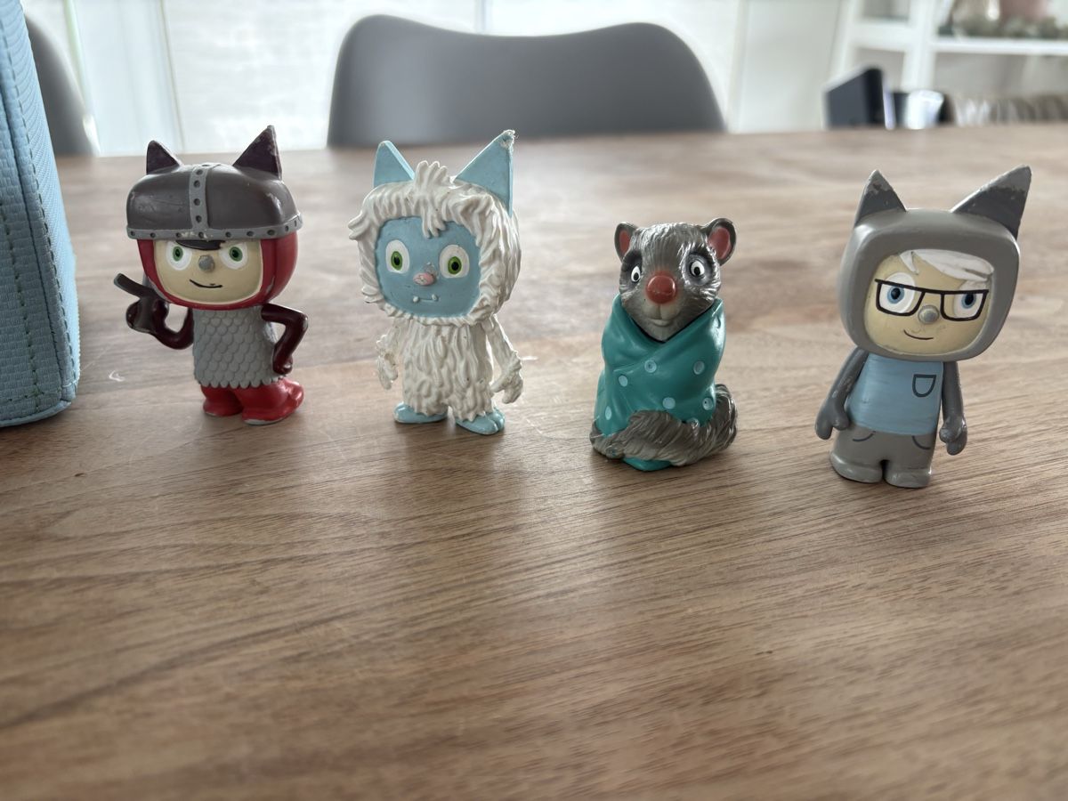 Tonies Giocattoli: Toniebox inkl. 9 Figuren – Usato da Uetendorf venduto da raybee 4