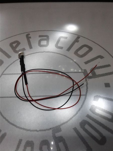 Elektronikbauteile: Flacker-LED 5mm klar/rot verkabelt 12V – Neu und originalverpackt aus Luzern von Salefactory