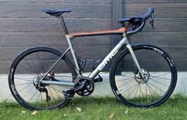 Vélo de route BMC Teammachine SLR 02 service effectué