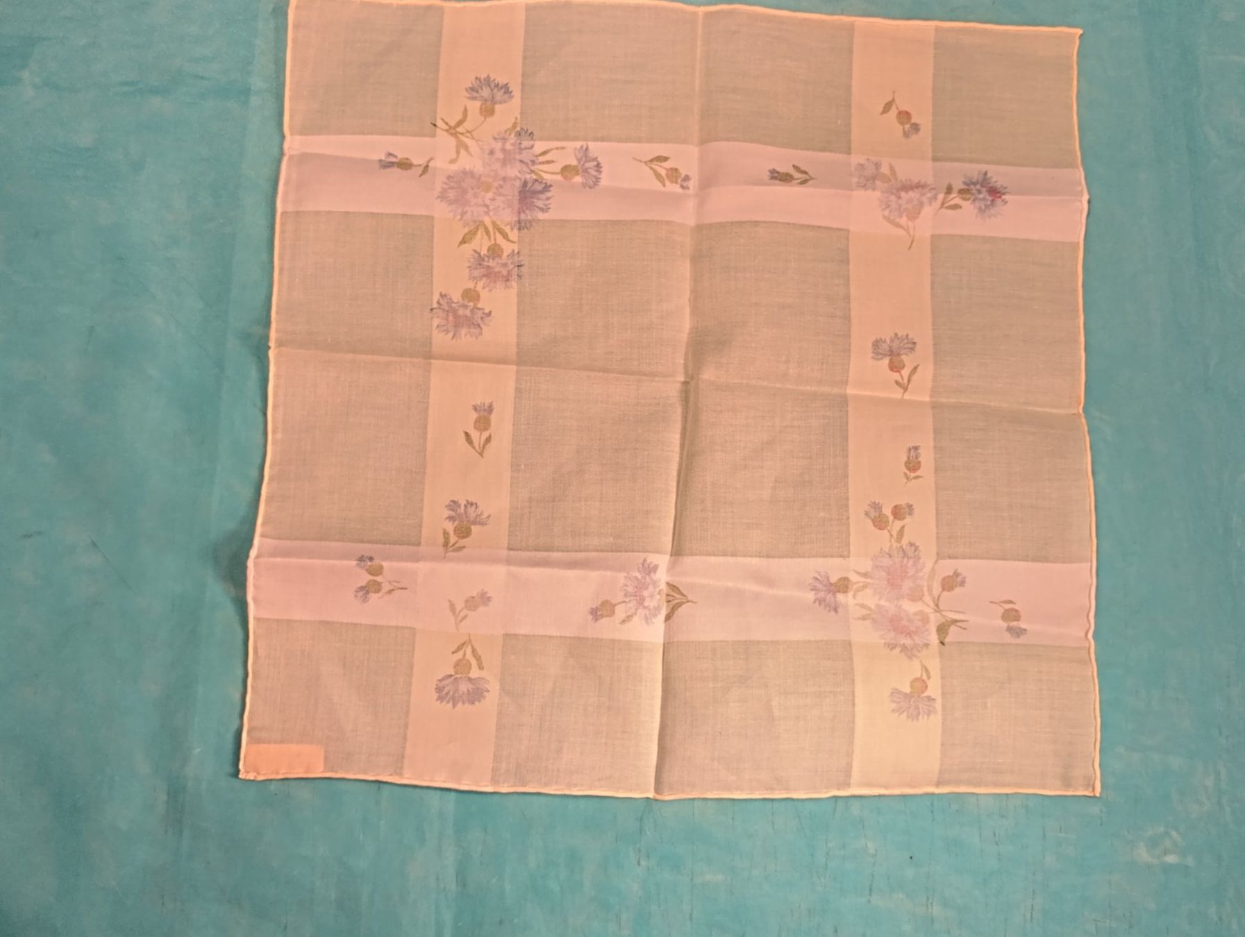 Altro in  Abbigliamento & Accessori: Taschentuch, alba, mit blauen Blumen – Nuovo (secondo la descrizione) da Bellach venduto da JingleCherry 1
