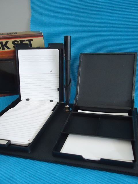Telefoni: VINTAGE Telefon DESK SET NEU – Nuovo e nell'imballaggio originale da Ergisch venduto da Haemmerli59