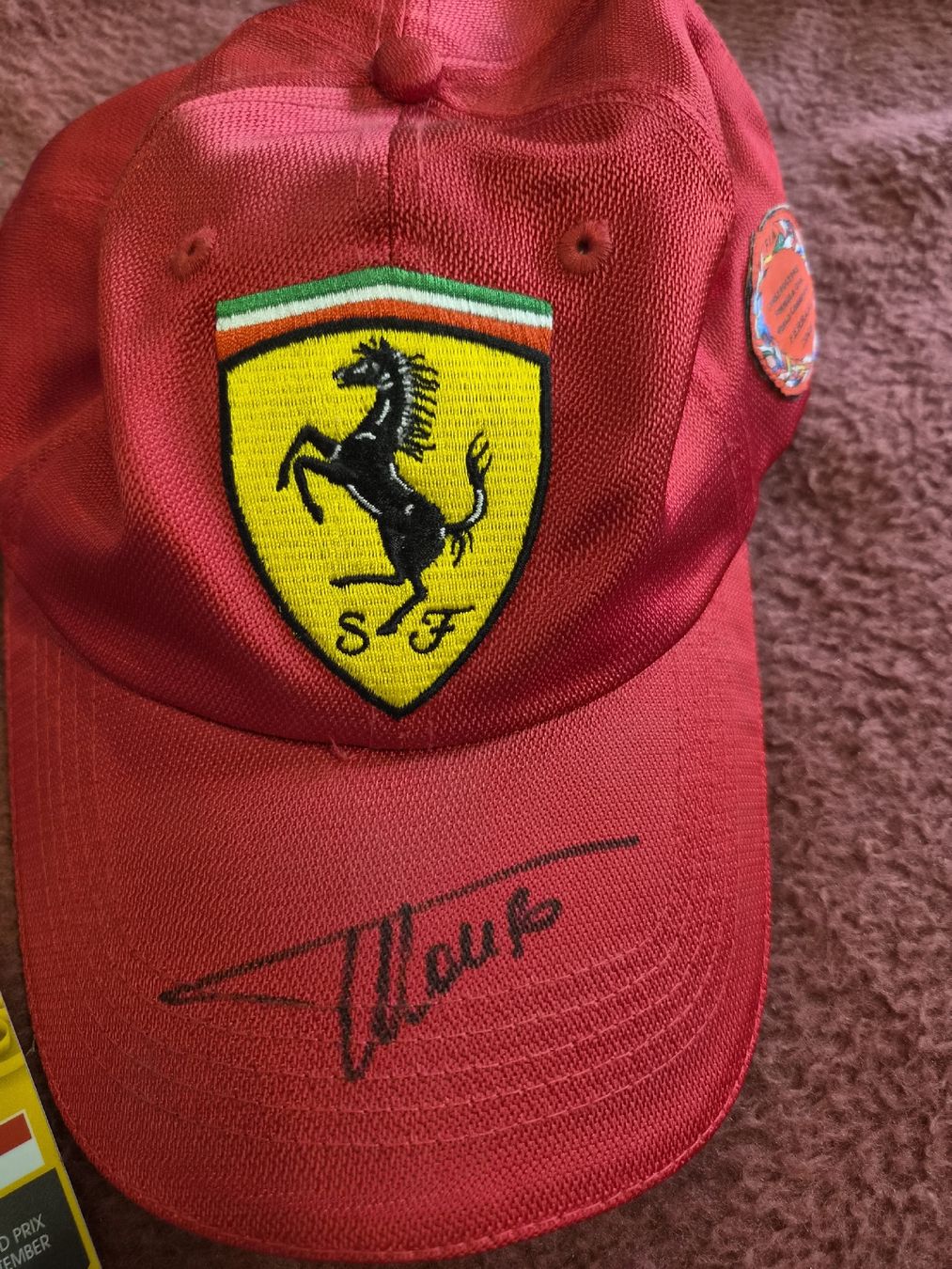 Autographes: Ferrari Cap Formel 1 unterschrift Alonso – D'occasion à Dürrenäsch par Uliu 2