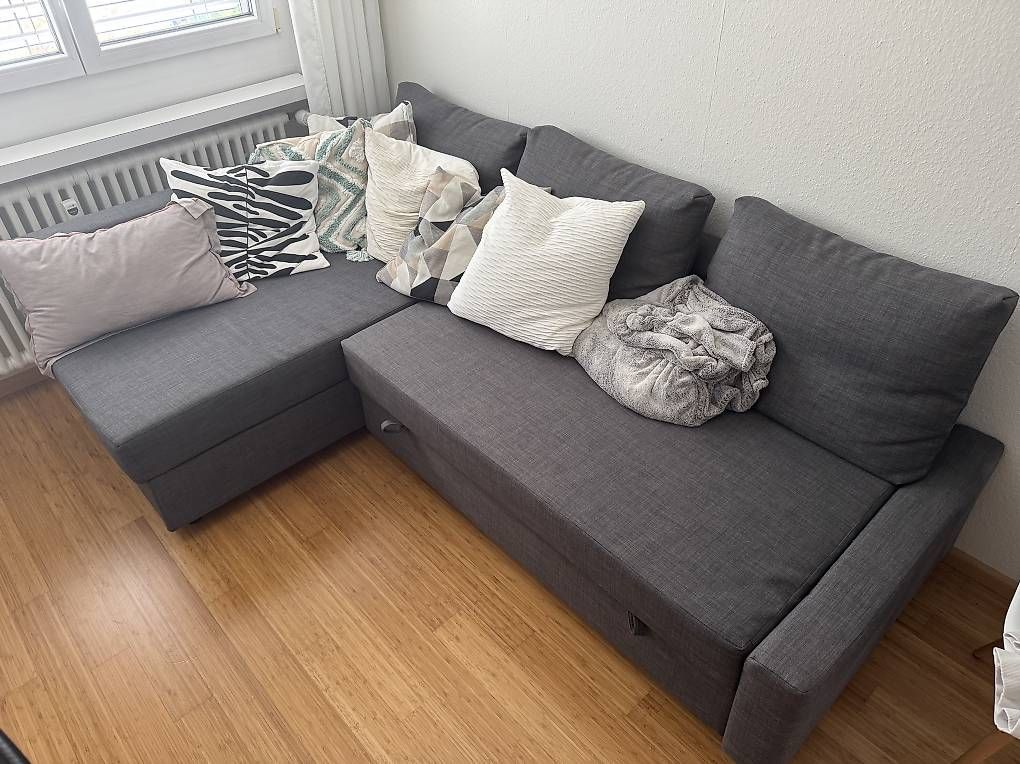 Ikea Divani: Ikea FRIHETEN Bettsofa – Usato da Binningen venduto da imasy