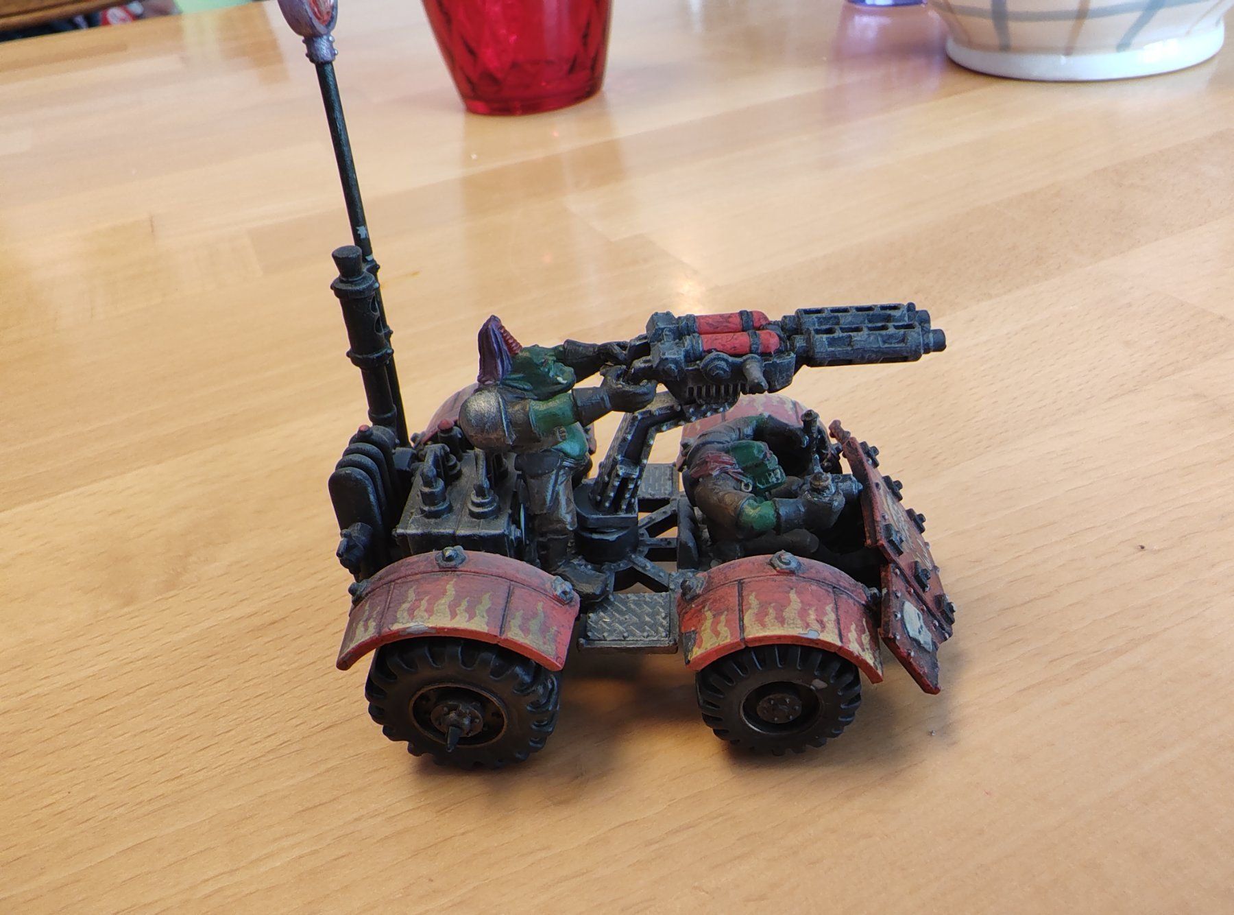 Kit di modellismo & Modellini statici: WARHAMMER 40K - FULLY PAINTED OLD ORKS BUGGY – Usato da Matran venduto da Rafiki91 2