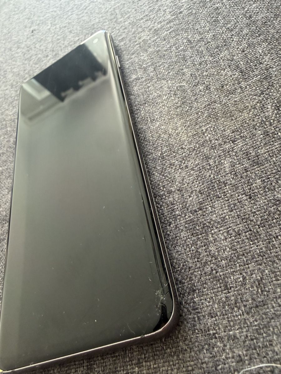 Samsung Handys / Smartphones: Écran samsung Galaxy S10 originale -  – Gebraucht aus Yverdon-les-Bains von ame_7f2x 1