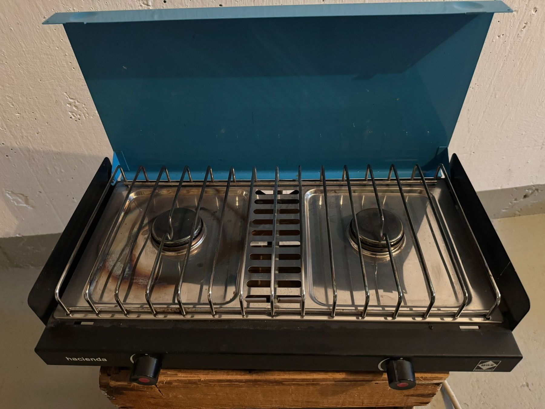 Quincaillerie: Camping kocher – D'occasion à Urdorf par robinson80