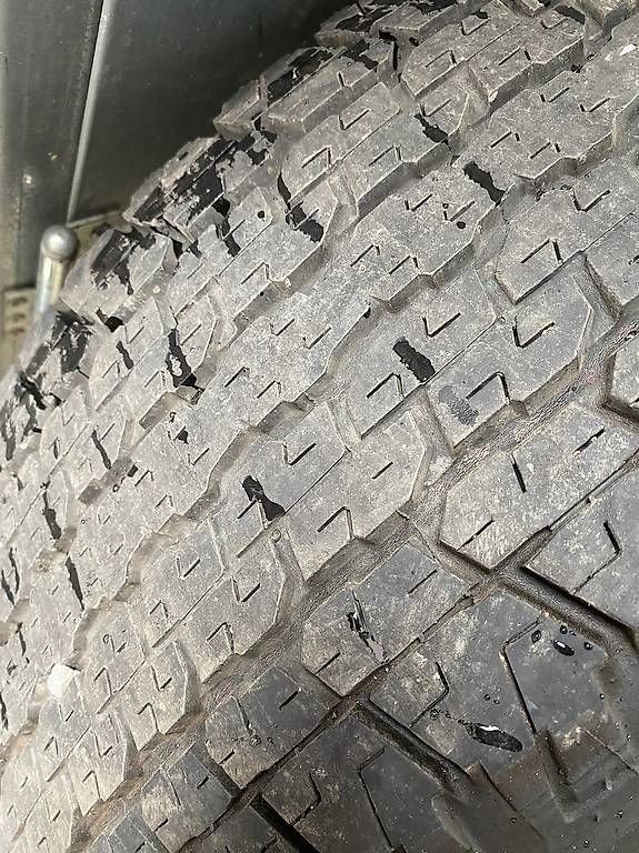 Pneumatici & Ruote complete: 4x Reifen 275/65R17 – Usato da Wauwil venduto da Patrol789 3