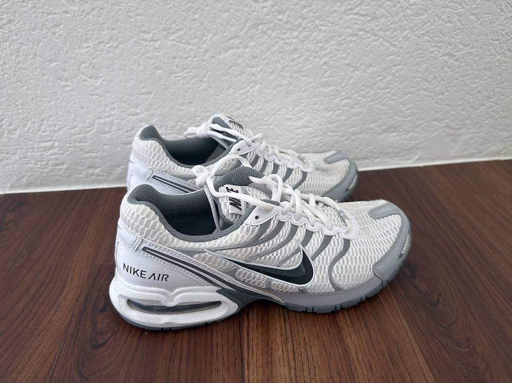 Nike Scarpe da uomo: Nike Air Torch 4 Gr. 44 – Usato da Aesch BL venduto da Jos_5tqs