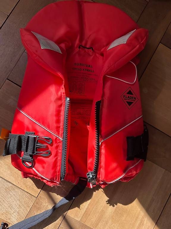 Giubbotti di salvataggio: Schwimmweste Kinder bis 15 kg – Usato da Kilchberg ZH venduto da bin_sq5j