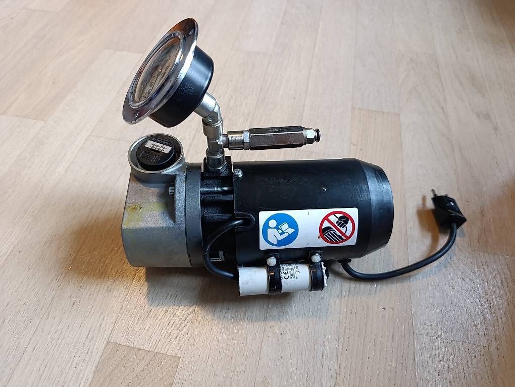 Accessori da laboratorio: Busch Vakuumpumpe Industriell – Usato da Umiken venduto da ced_5rvk 2