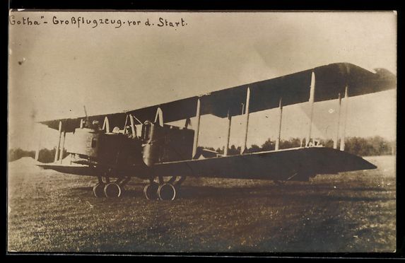 Cartes postales: Gotha-Grossflugzeug vor dem Start, Bombe – D'occasion à Berlin par bartko-reher
