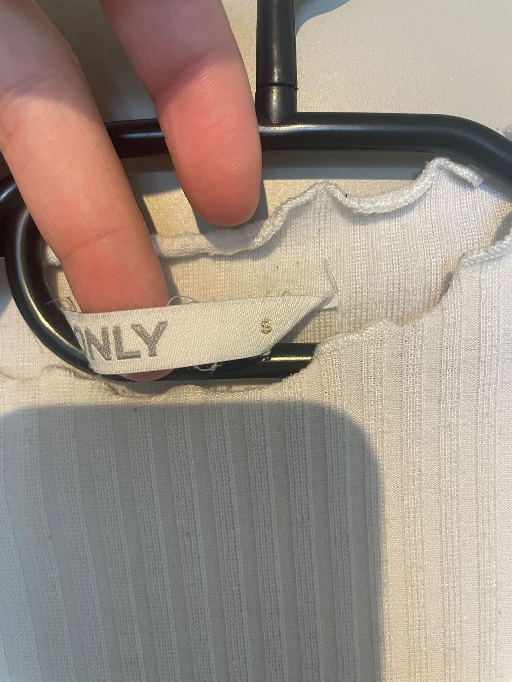 Only Maglioni & Felpe: Only Rippenstrick Oberteil, weiss, Gr. S – Usato da Zürich venduto da k42m 2