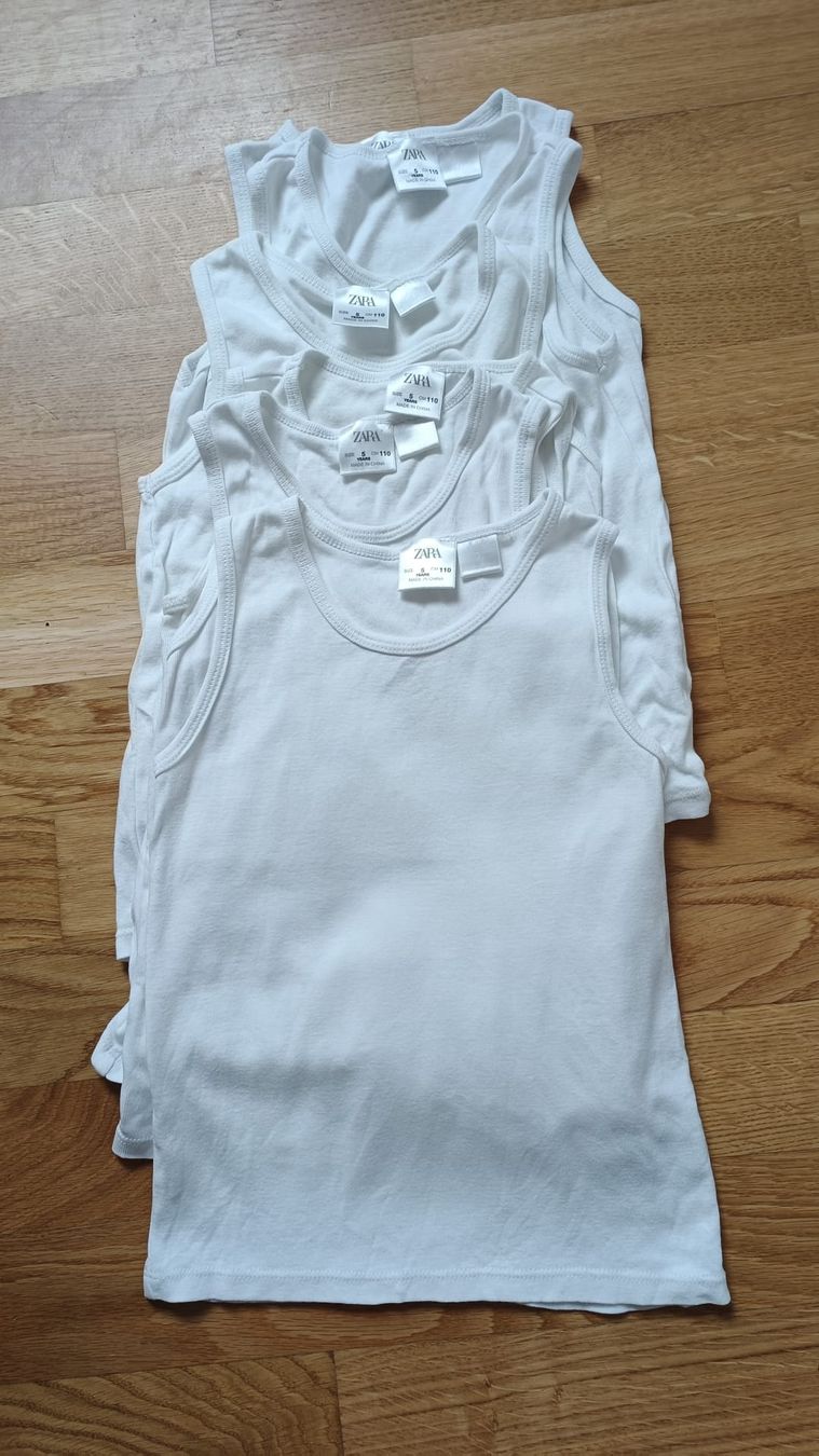 Biancheria intima: 5 Unterhemde ZARA 110 – Usato da Muri AG venduto da Suiphi