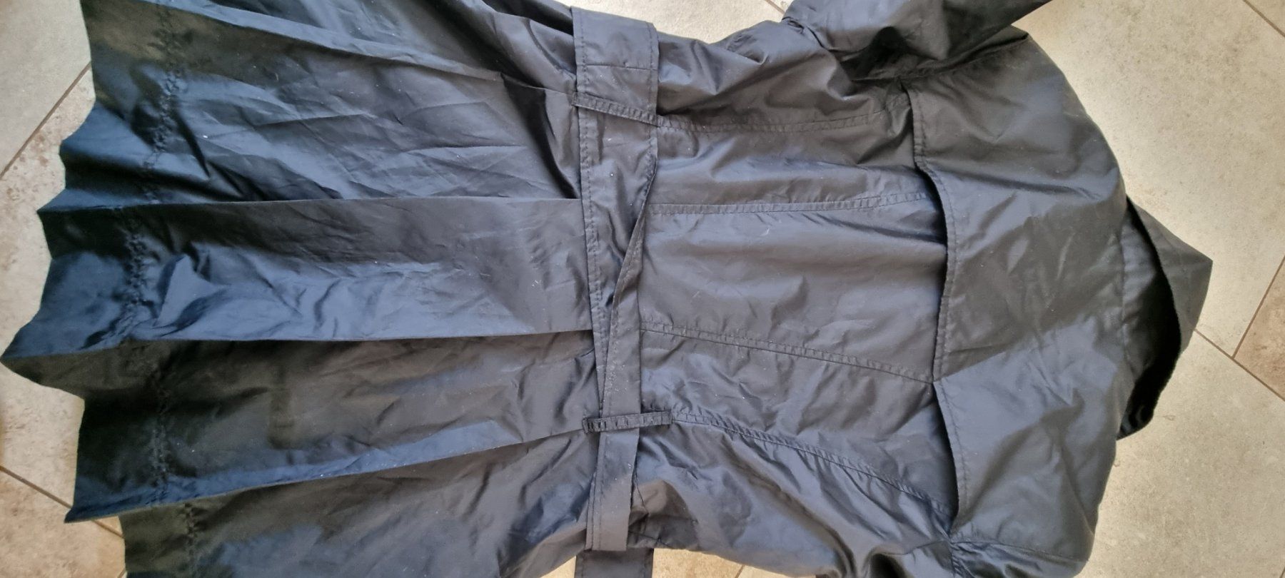 Vestes: Regenjacke concept gr.40 – Neuf (Voir description) à Grossdietwil par GNOM313 1