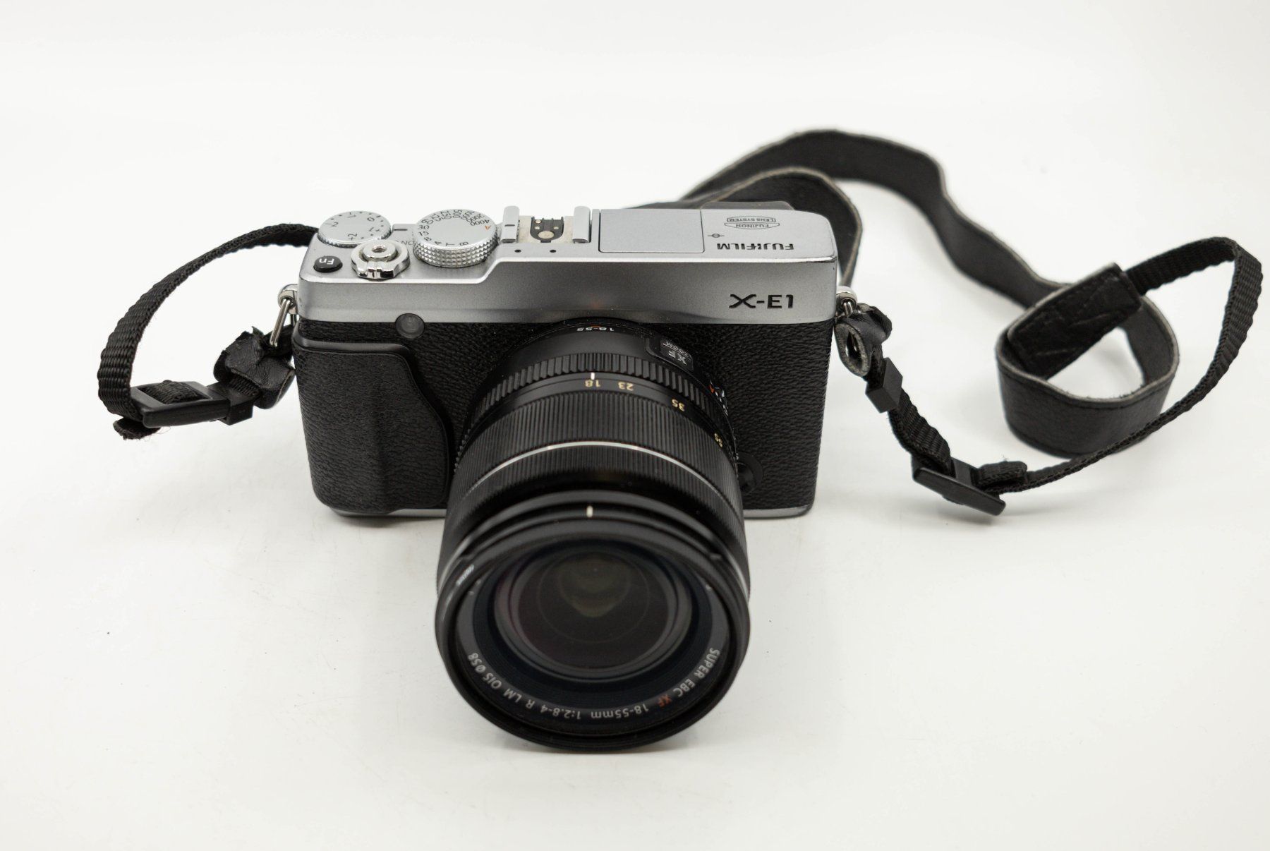 Fujifilm Appareil photo: Digitalkamera Fujifilm X-E1 – D'occasion à Zürich par ZuercherBrockenhaus 3
