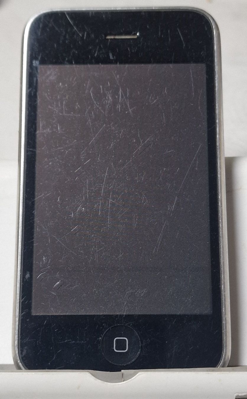 Apple Telefoni cellulari / Smartphones: iPhone 3G 8Gb – Difettoso da Uerkheim venduto da Justi.y 3