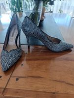 Damen Buffalo Pumps