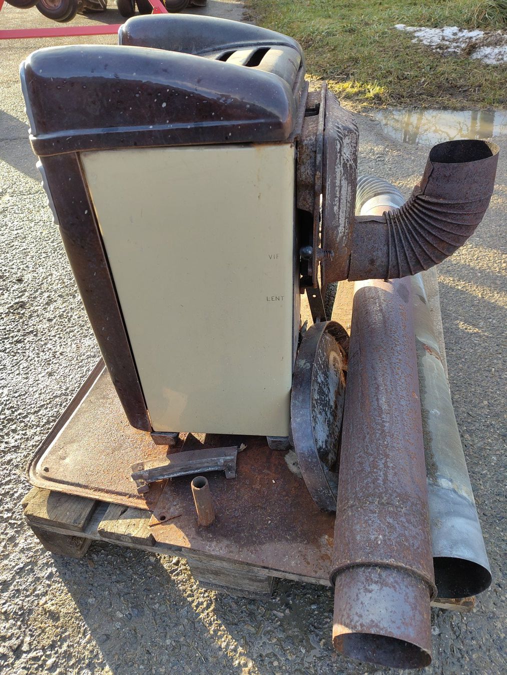 Stufe caminetto: Vieux fourneau à bois – Usato da Corban venduto da jonathan2826 3