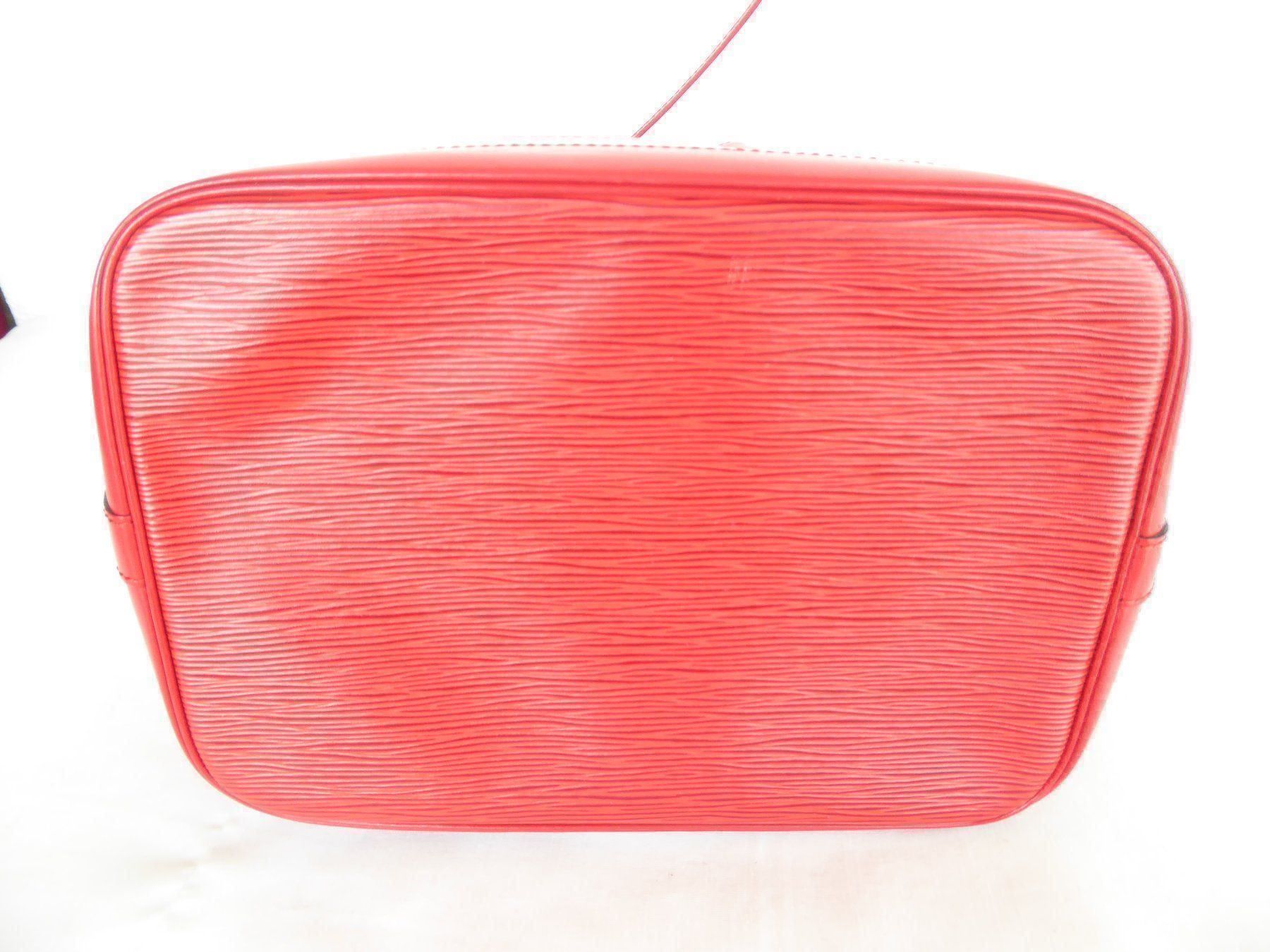 Louis Vuitton Borse da donna: LOUIS VUITTON EPI NOE GM rot – Usato da Berneck venduto da chouchou1415 6