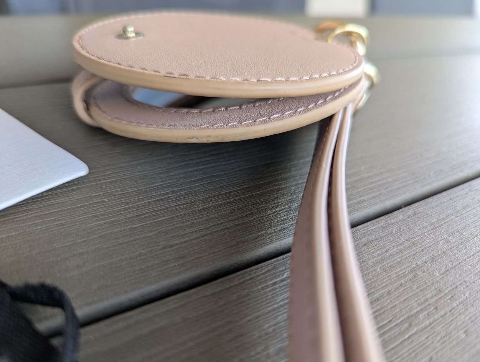 Max Mara Portachiavi: Max Mara Taschenanhänger mit Spiegel – Usato da Seengen venduto da sam_x5tk 2